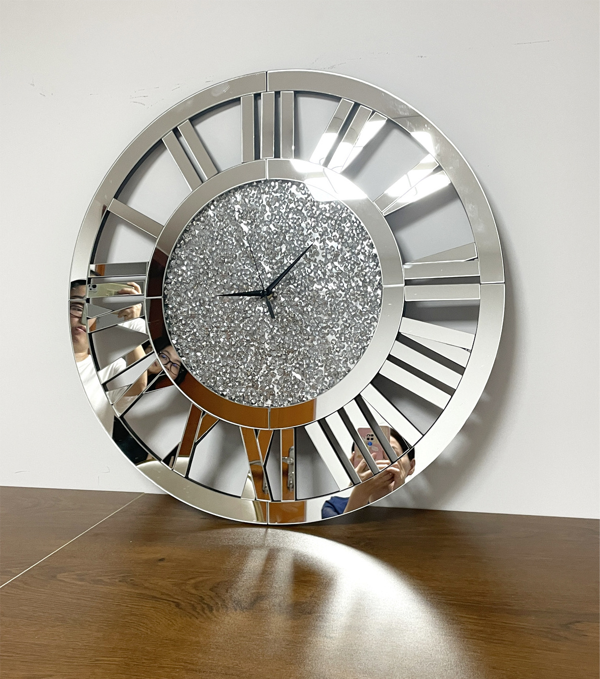 2024 Nordic SImple Nordic Simplicity Silver Roman Digital Clock Modern round Silent Mirror Wall Clock