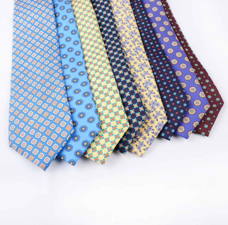 Chinese Factory Low MOQ Custom Logo Men's Printed Patterned Necktie Custom Logo Silk Business Neck Ties for Wholesale