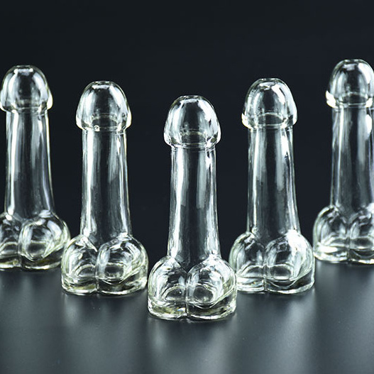 Design Cheap Penis Shape Glass Bottle Bar Glass Cups Hot Sale Unique Creative Ware Dick Shaped Cocktail Wine Party Whisky Glass