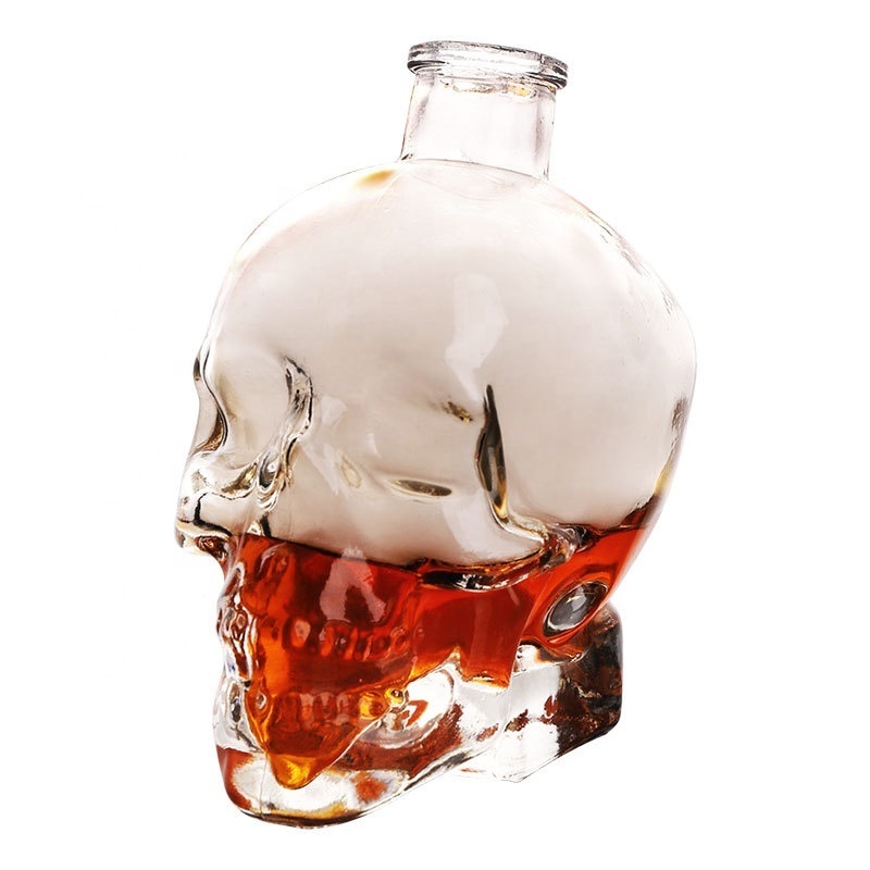 180ml 380ml 750ml Glass Wine Decanter Skull head shaped Decanter wine Whiskey Vodka skulled bottle with wooden cork