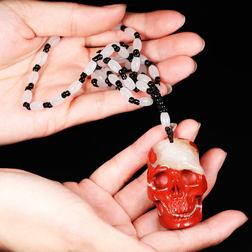 Hot Natural Crystal Stone Quartz Jewelry skull Necklace Pendant For Women