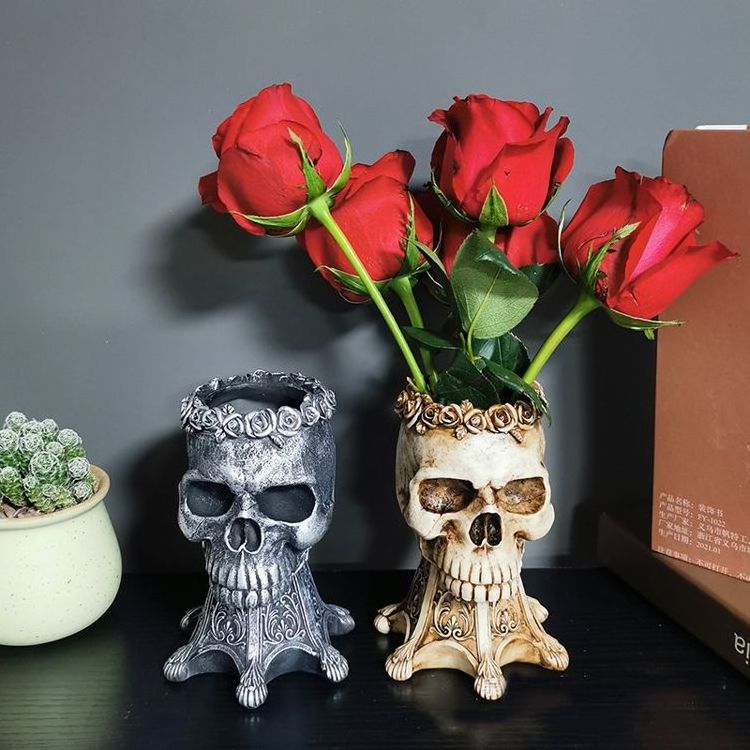 Hot Selling Unique Vase Home Decor Scary Resin Crafts Living Room Decoration Floreros De Resina Retro Design Skull Decor Vase