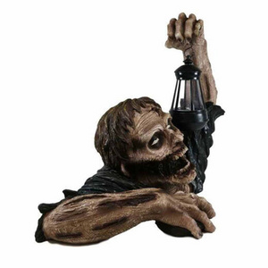 Halloween Decor 2021 New Style Scary Resin Zombie Figure Cheap Festival Party Decor Small Horror Halloween Yard Decor