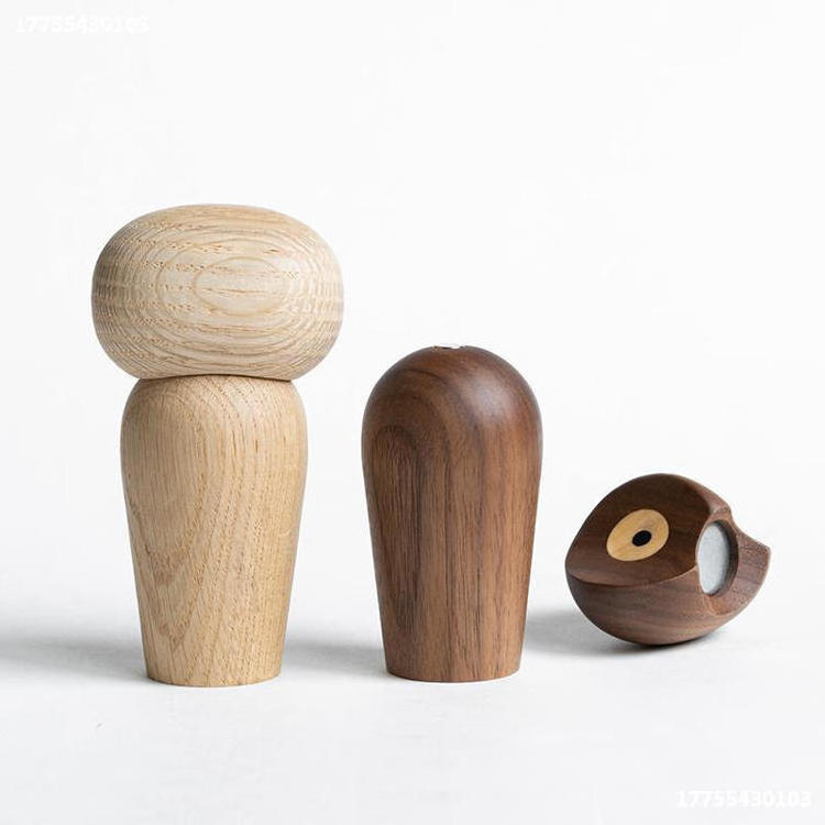 Nordic Design Wooden Animal Figurines Desktop Decoration Bois Chouette Sculptures Modern Designer Cute Wooden Owl Home Decor