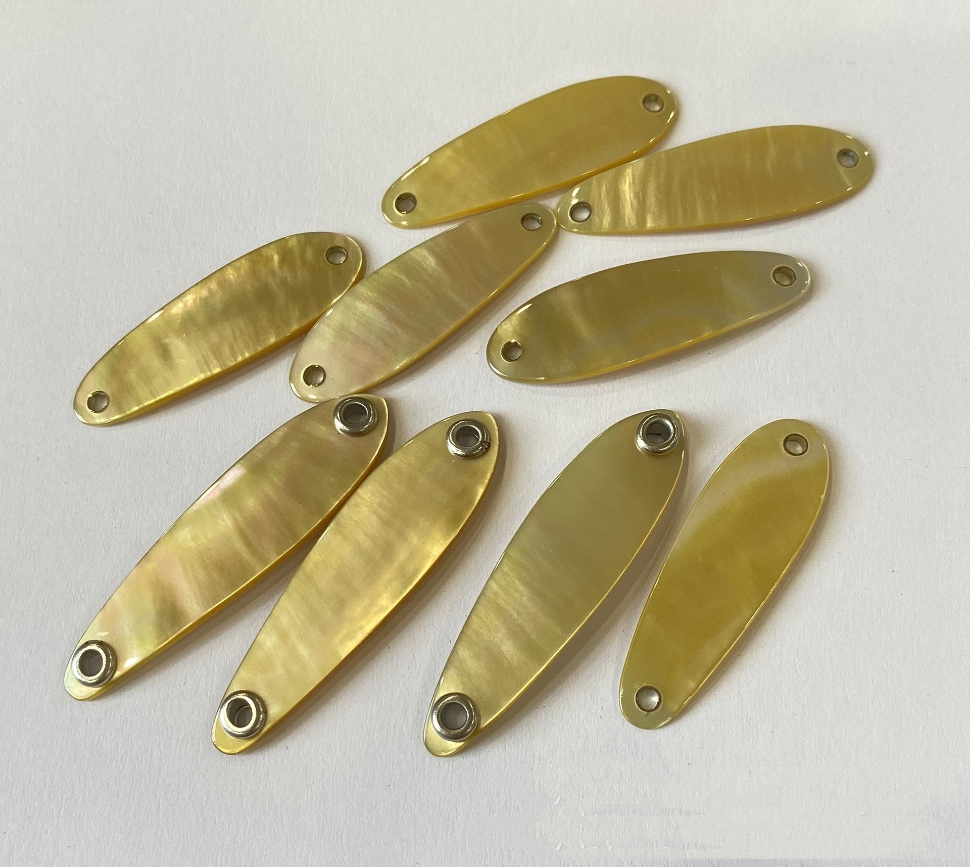 Outdoor Sports Yellow Mother of Pearl Shell Fishing Equipment Ocean Boat Fishing Lures Spoon Hard Bait for Sea Fish