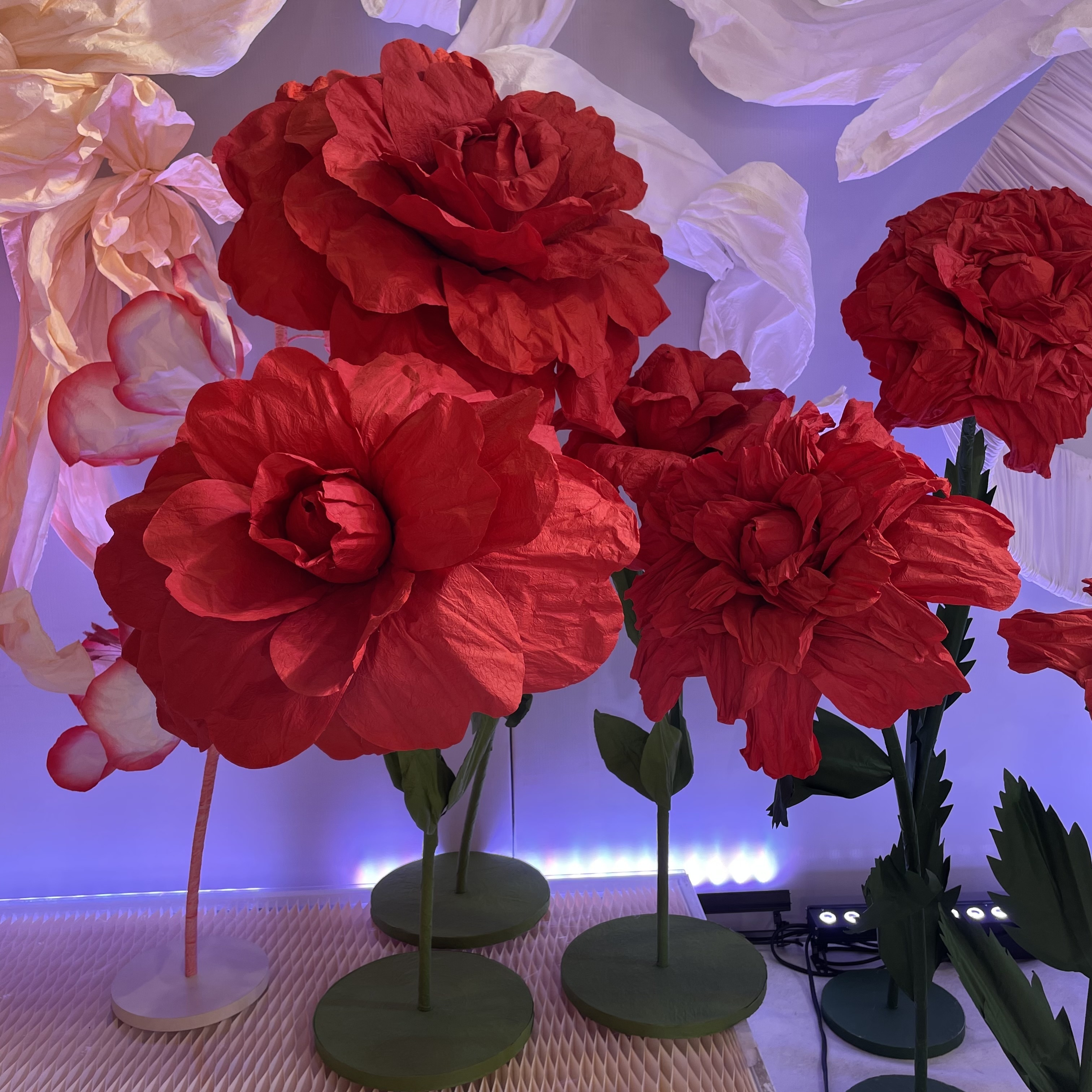 V45 Wedding Supplier Artificial Flowers Large Size Paper Giant Flowers And Plants Decorative Flowers For Wedding Event Party