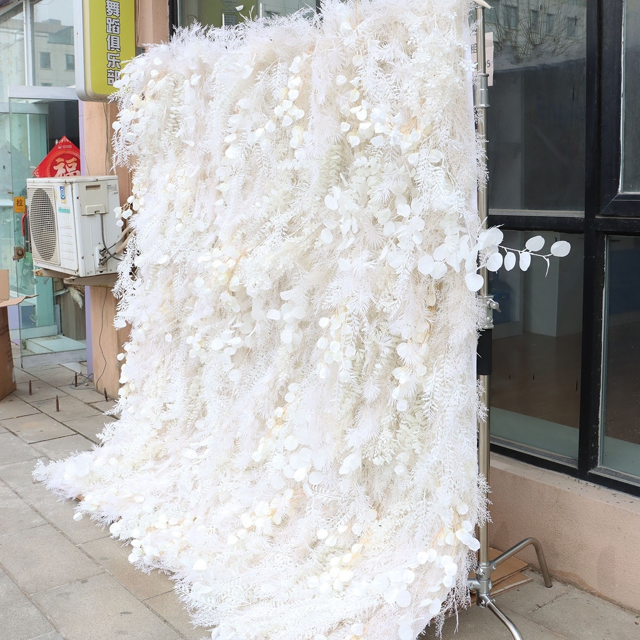 M467 Wedding Supplies Flower Wall Backdrop Custom Cloth 3d Roll Up Curtain White Silk Artificial Flowers Wall For Wedding Decor