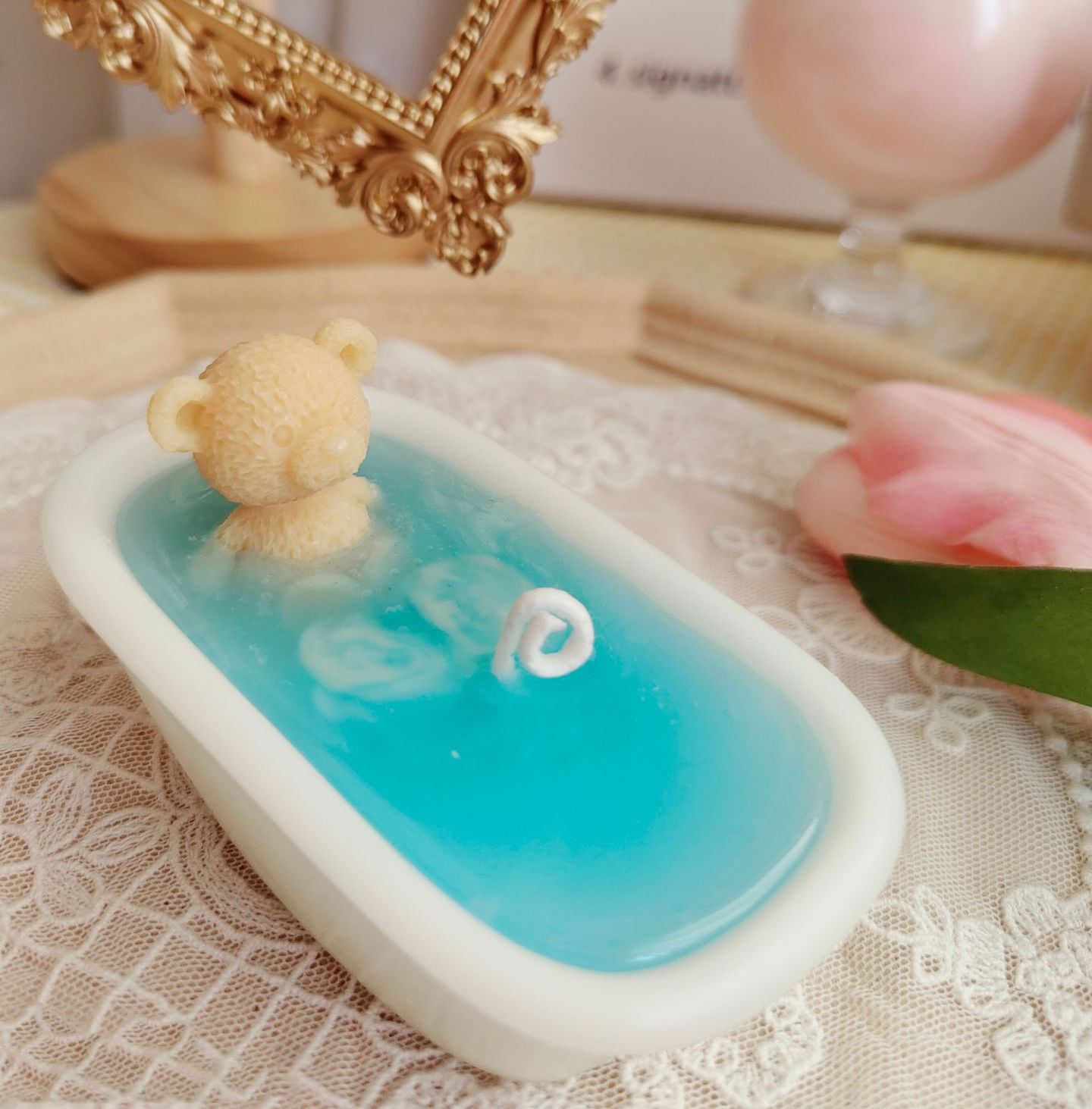 C027 Handmade Soy Wax Fragrance Candle Romantic Atmosphere Relaxing Bath Tub Scented Candle For Bedroom Decoration Birthday Gift