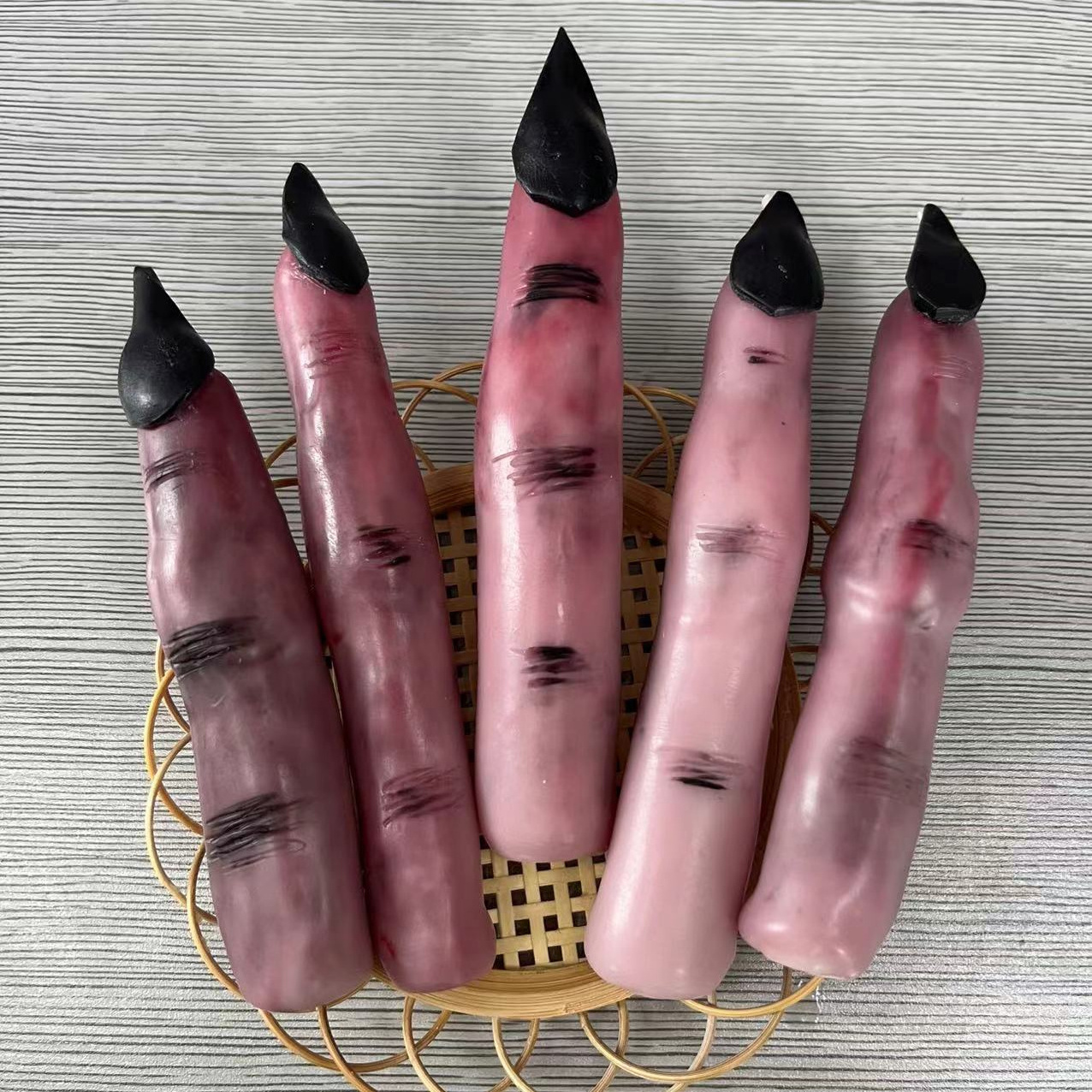 V34 New Style Halloween Candle Spiritual Scented Candles Witch Finger Candles For Halloween Cosplay Party Home Decor