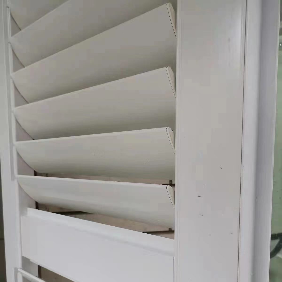 Outdoor Aluminium Plantation Shutters Custom Security Shutters for exterior house windows doors