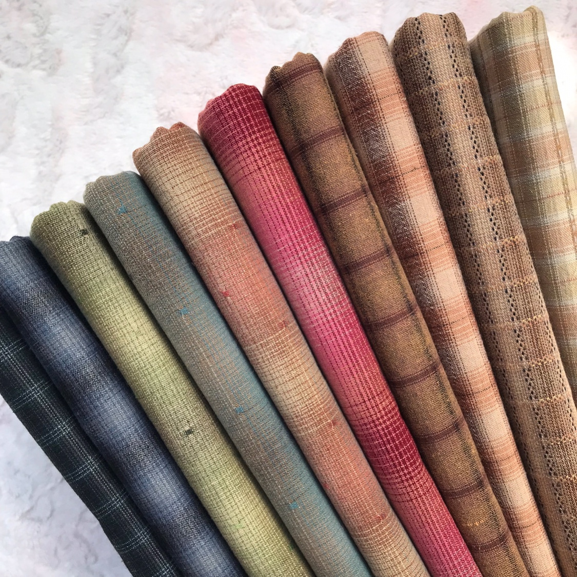 10 Colors Japanese Yarn-Dyed Fabric Handmade Diy Patchwork Fabric 100% Cotton Checked Fabric For Shirts Lightweight Suits