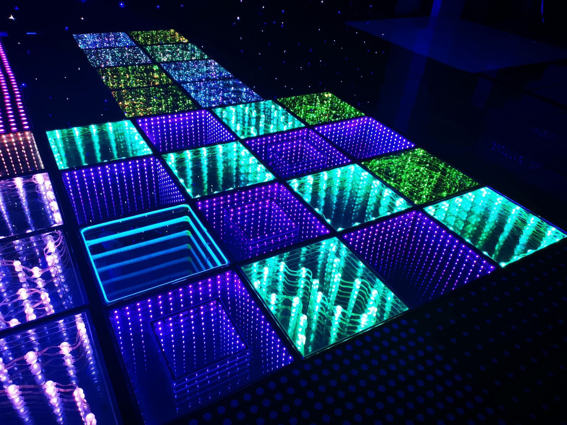 50x50CM Displays magnetic 3d infinity mirror led dance floor