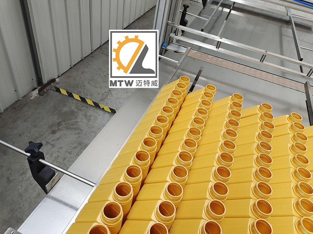 MTW automatic bottle feeder warmer sorting machine for HDPE or plastic square and flat bottle