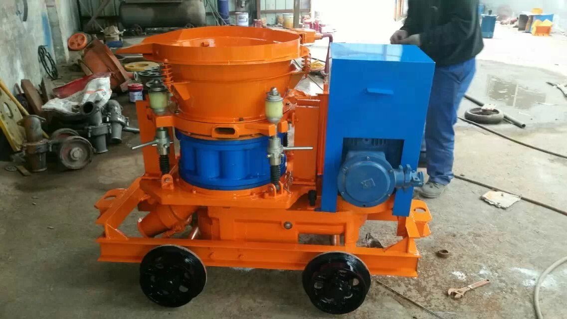 Variable output dry spraying refractory shotcrete gunning castable gunite machine