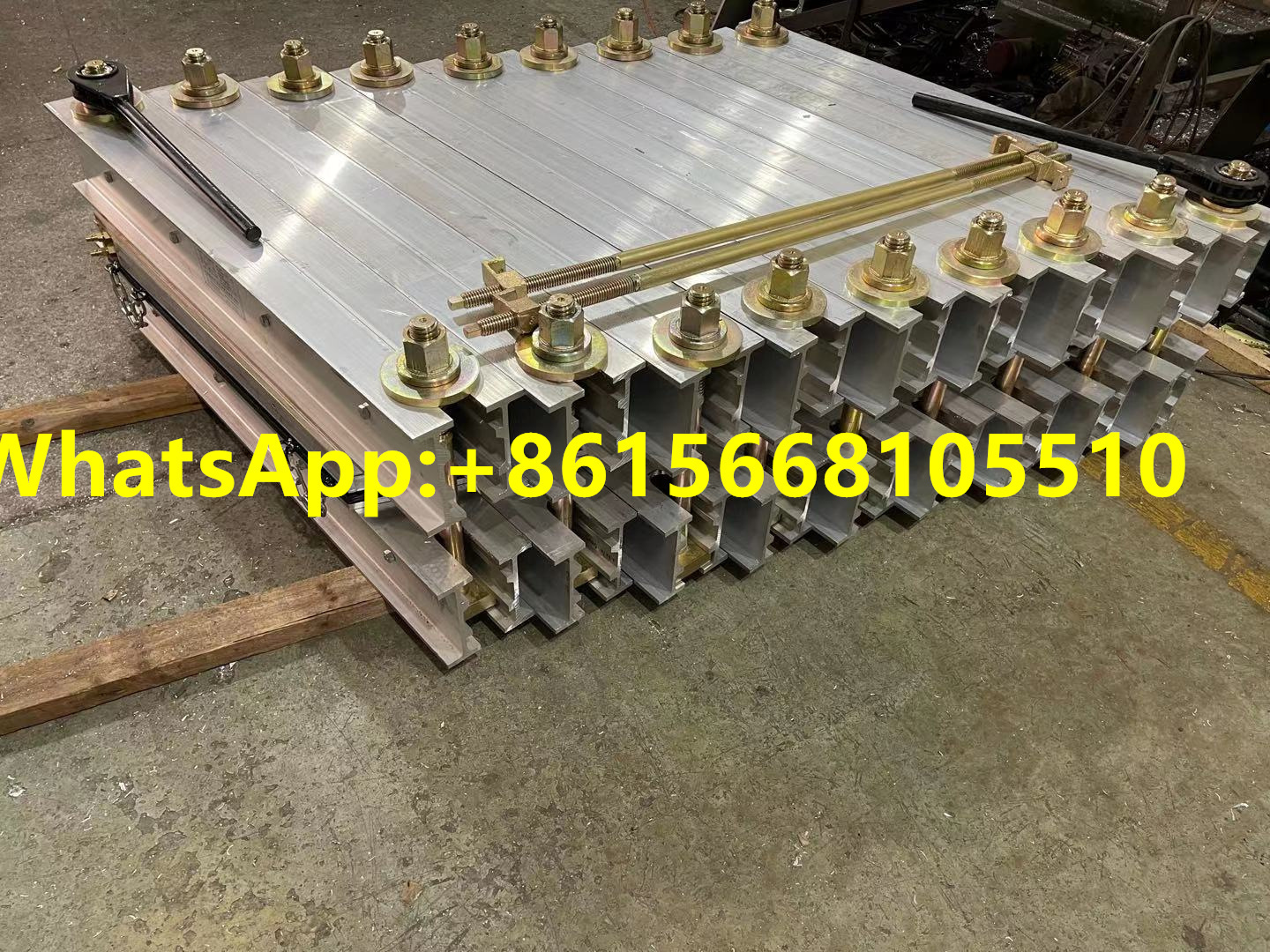 Special equipment for conveyor belt Belt vulcanizing machine Electric heating belt vulcanizing machine