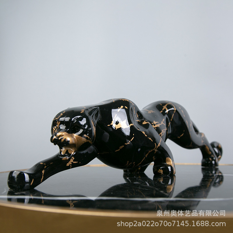 European creative art leopard animal furnishings housewarming gifts light luxury living room dark wind resin home decorations