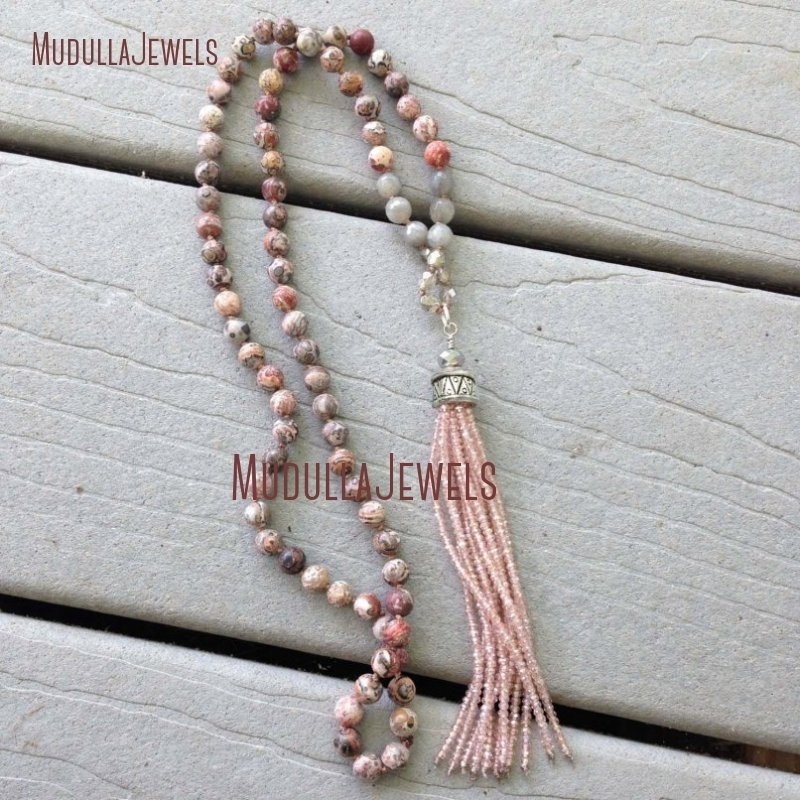 NM20628 Boho Hand Knotted Earthy Leopard Skin Agate Beaded Pink Crystal Tassel Necklace