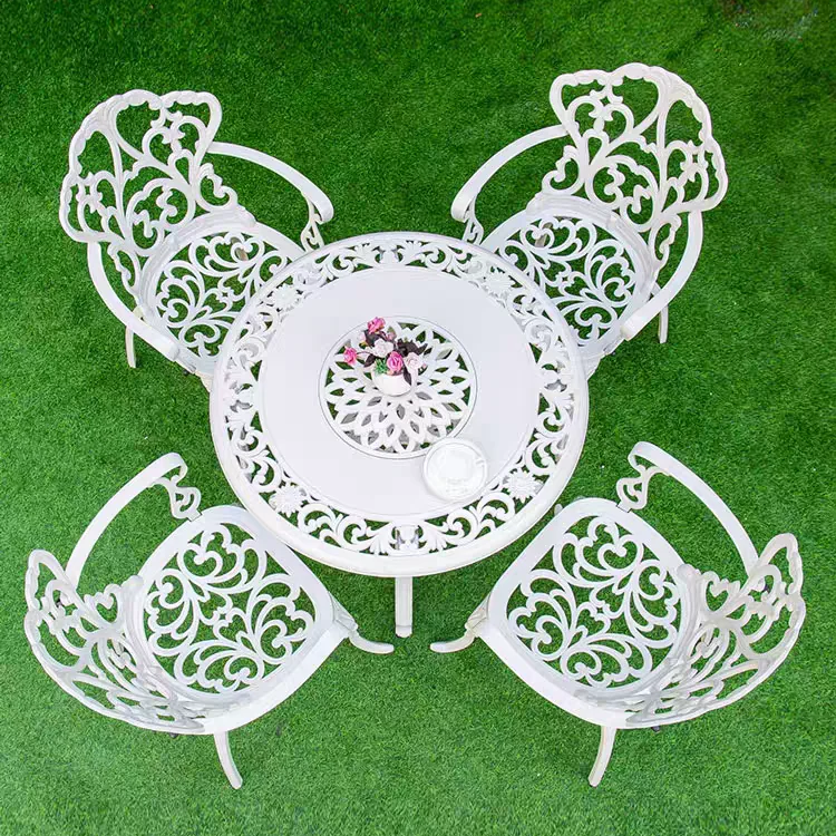 Factory Supply Hot Selling White Garden Outdoor Dining Table Chairs Set Cast Aluminum Garden Sets