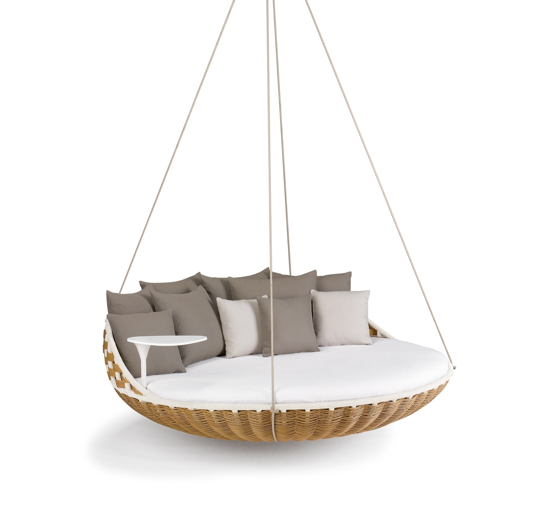 Latest Designs Rattan Daybed Outdoor Furniture Garden Double Bed Swing Rattan Hanging Daybed Swing