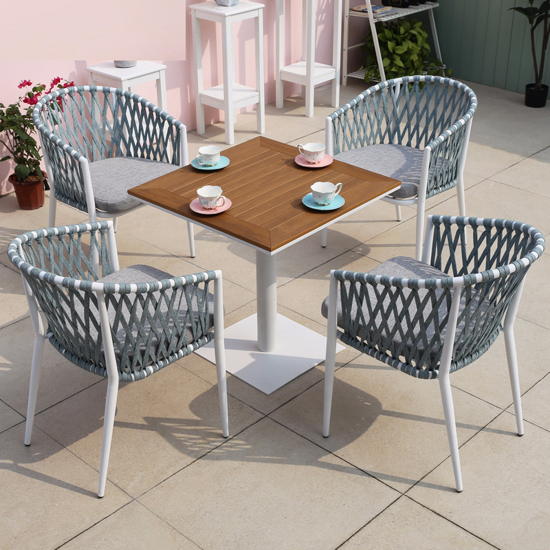 Ready to ship Black 4 Seater Round Square Cafe Restaurant Bistro Outdoor Table And Chairs Patio Garden Furniture Sets For Sale