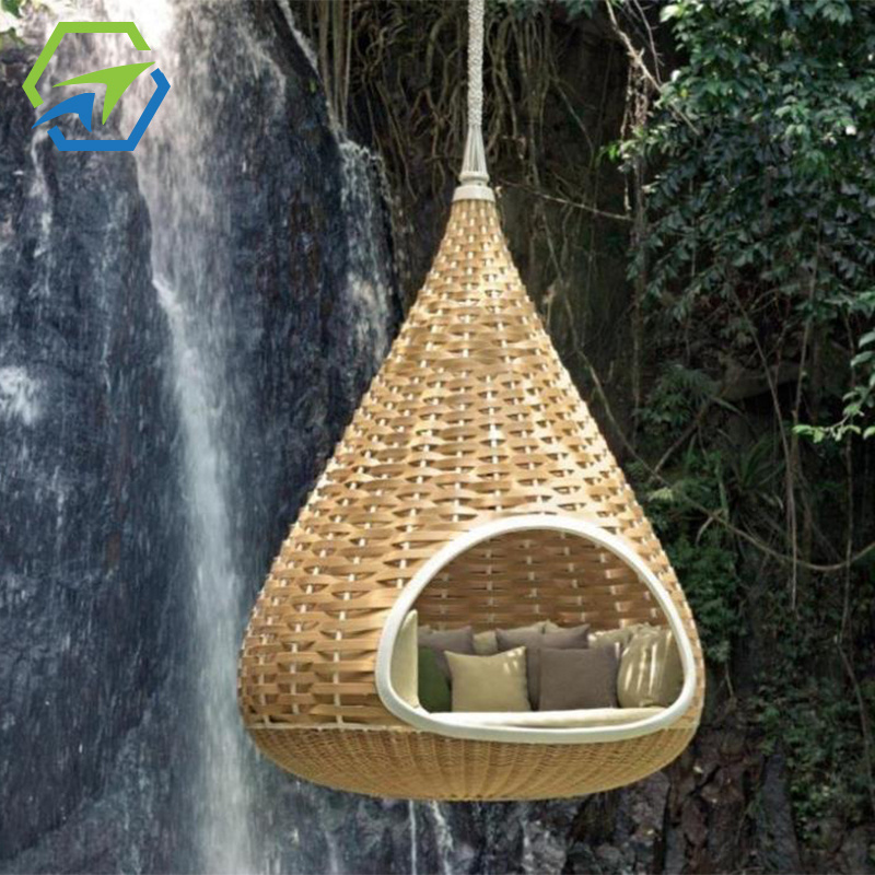 Mugao New Style Swing Day Bed Outdoor Rattan Garden Hanging Daybed Hotel Resort