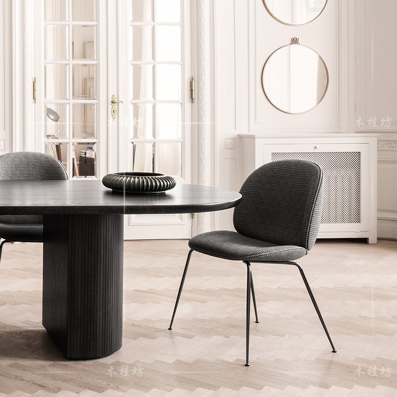 Hot Selling Cheap Custom Modern Black Oval Solid Wood Dining Table