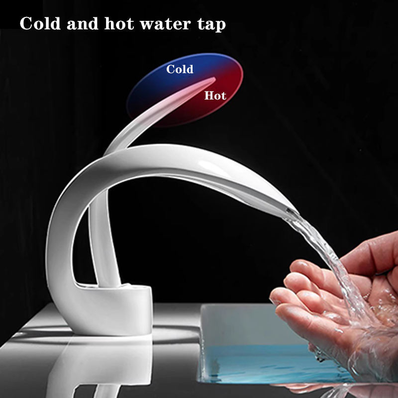 Creative Bathroom Basin Sink Faucet Brass Deck Mounted Single Handle Single Hole Stream Sprayer Cold Hot Water Mixer Bath Tap