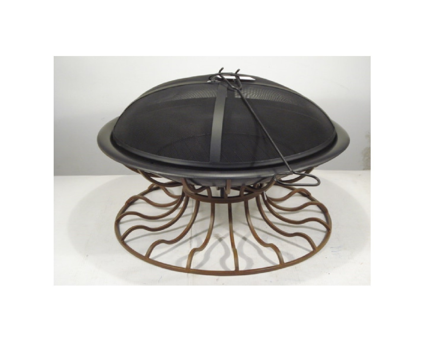 great quality fire pit black net lid and heat resistance fire bowl with mat brown base For Outdoor decoration