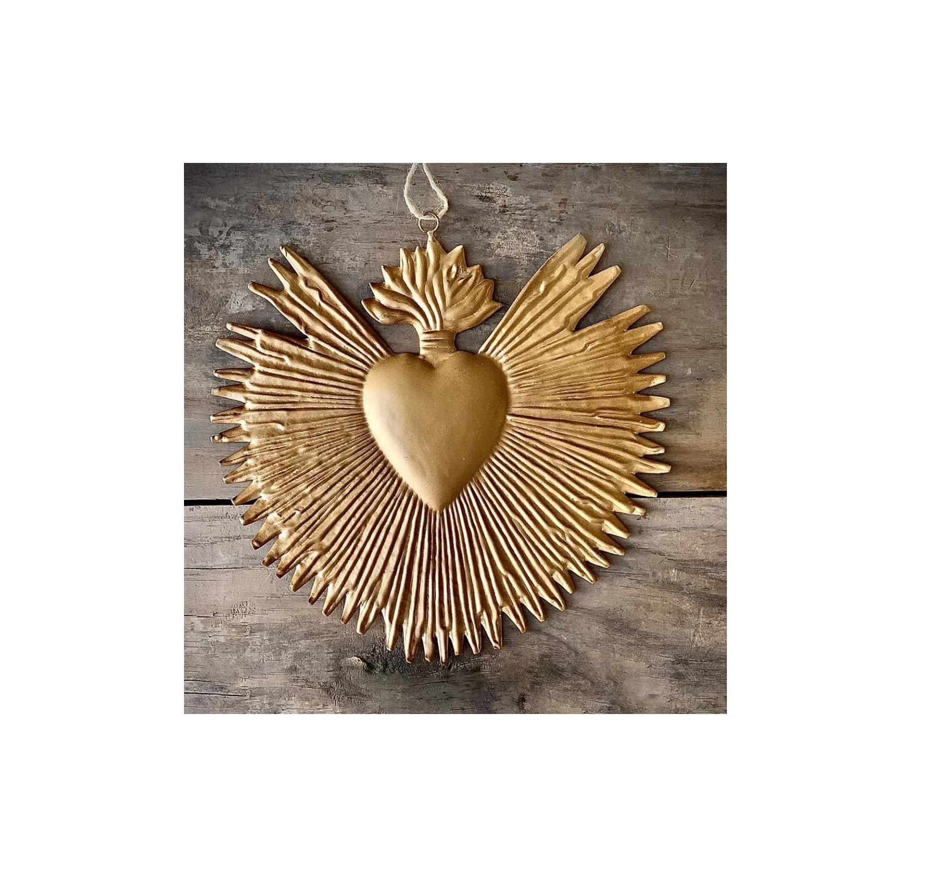 Best Quality Golden Starburst Sacred Heart Wall Decoration