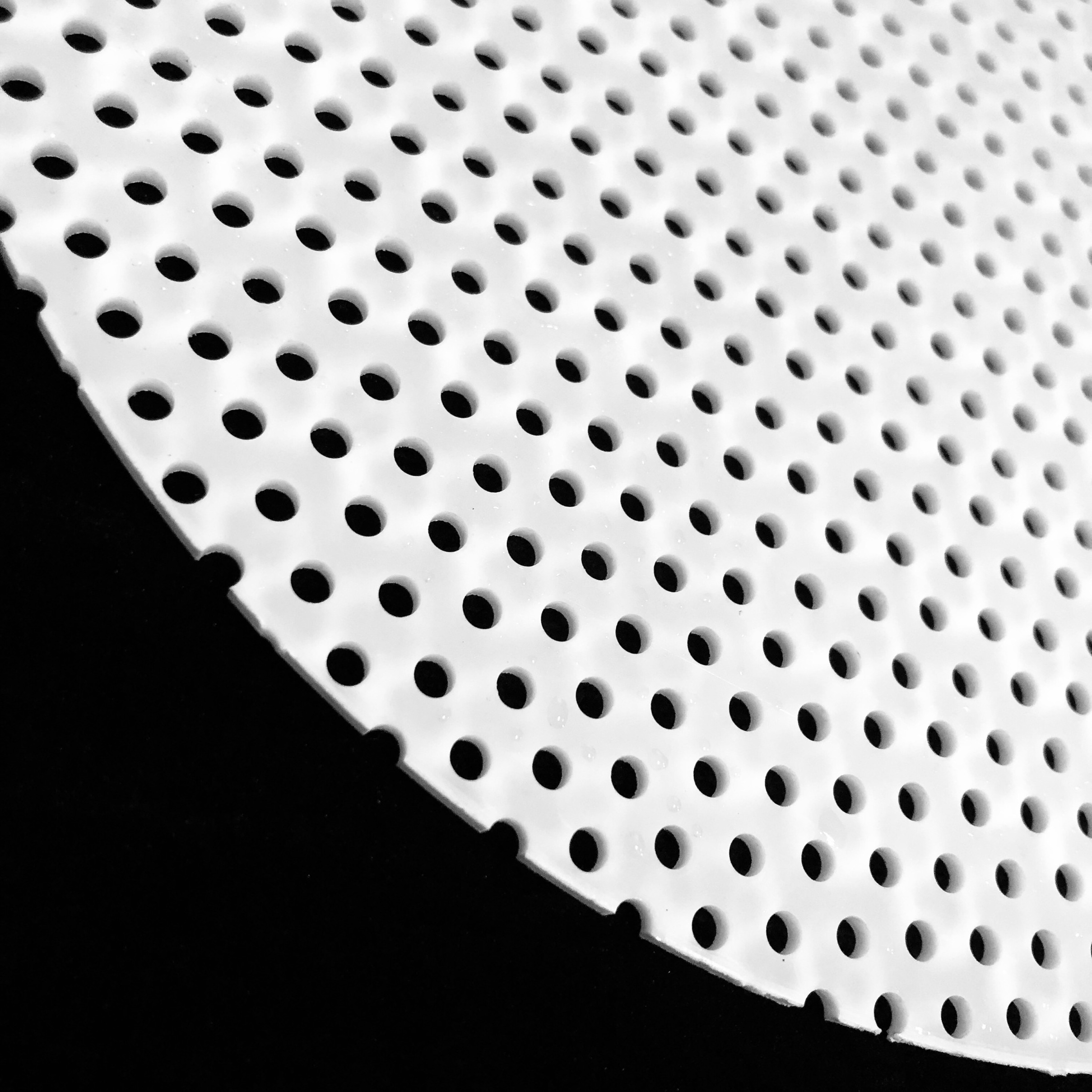 Round hole perforated polypropylene polyethylene plastic sheet