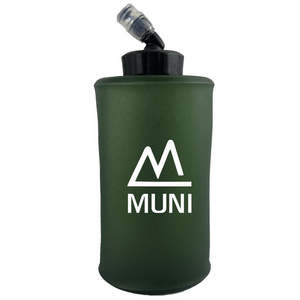 1L foldable water bottle for running,water bottle 1l - 32oz with motivational time mark with bite valve flat flask