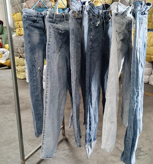 Used Clothes Bales Wholesale Fashion Second-hand Clothing Mixed Old Clothes Shoes Bags for Women Men Summer