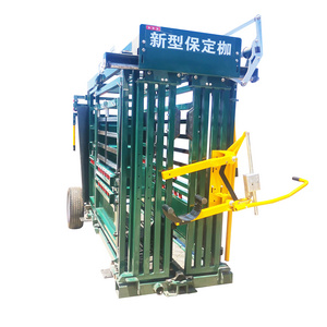 Factory price  cattle loading cattle squeeze chute hydraulic for cattle loading chutes