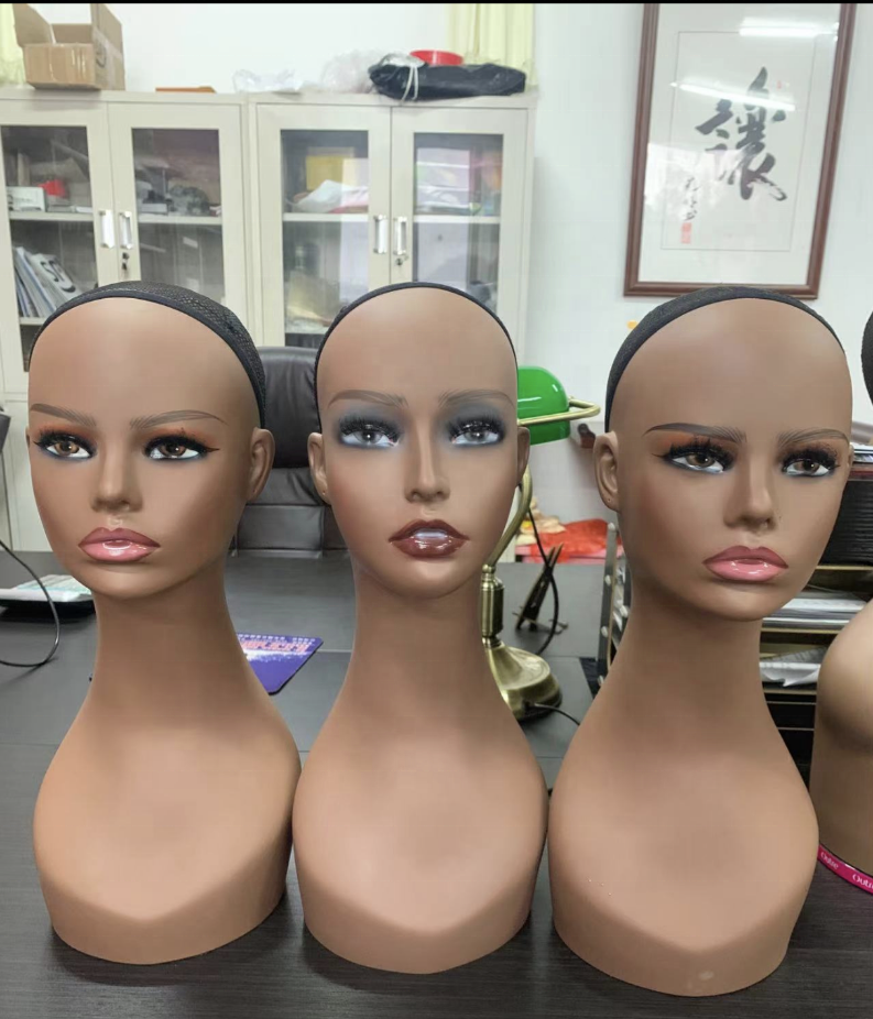 Hot Sale pvc mannequin for jewelry wig display Makeup Face Realistic Female mannequin head with shoulders mannequin head