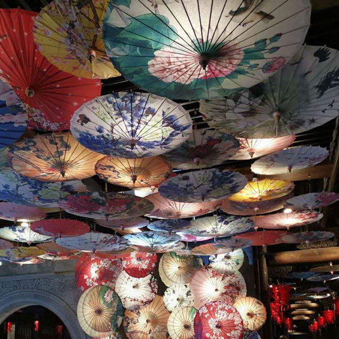 New Style Hot Selling Japanese Umbrella Ceiling Decoration Craft Paper Parasols Bamboo Handle Umbrella For Classical Dance