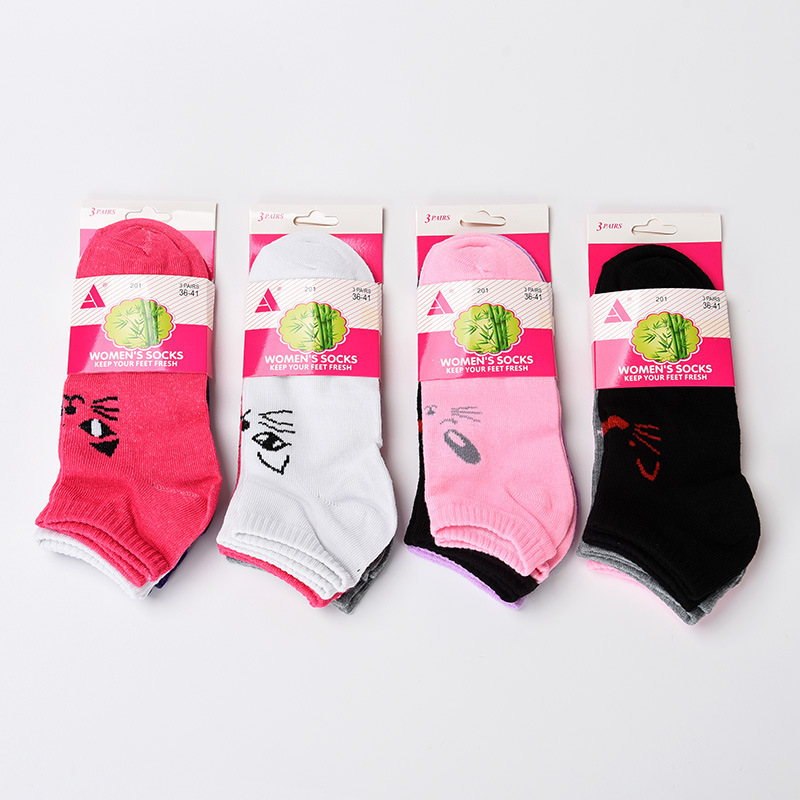 Custom wholesale cheap socks women with beautiful print for girls/women/ladies