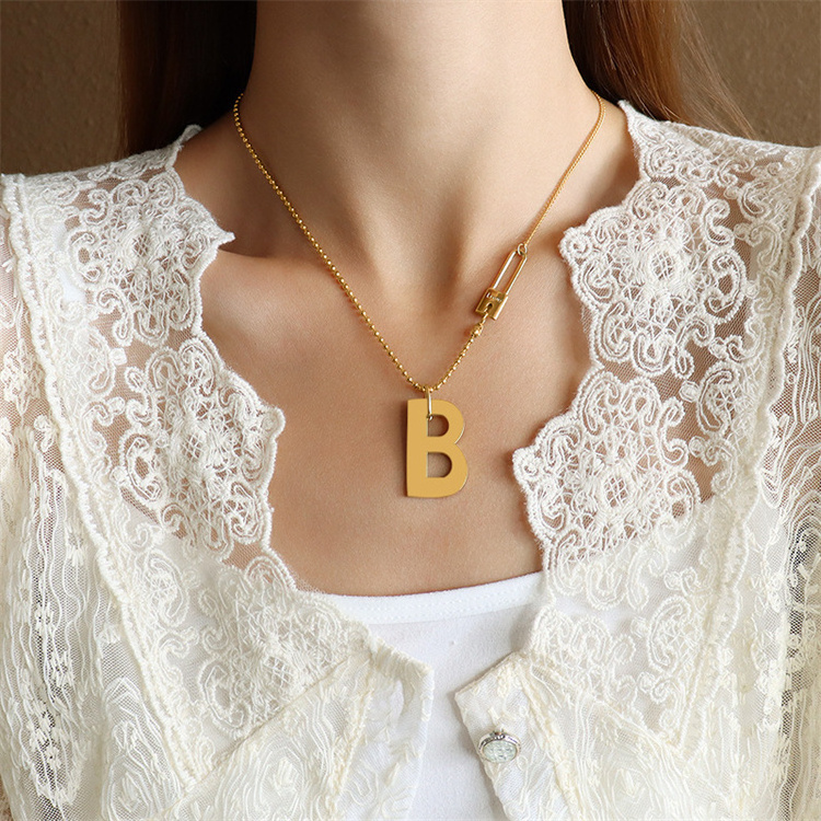 Customize B Alphabet initial letter necklace stainless steel padlock pendant pearl beaded cuban link chain necklaces jewelry