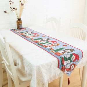 Christmas Xmas home restaurant decor red and green with tassels macrame triangle end tapestry table runner