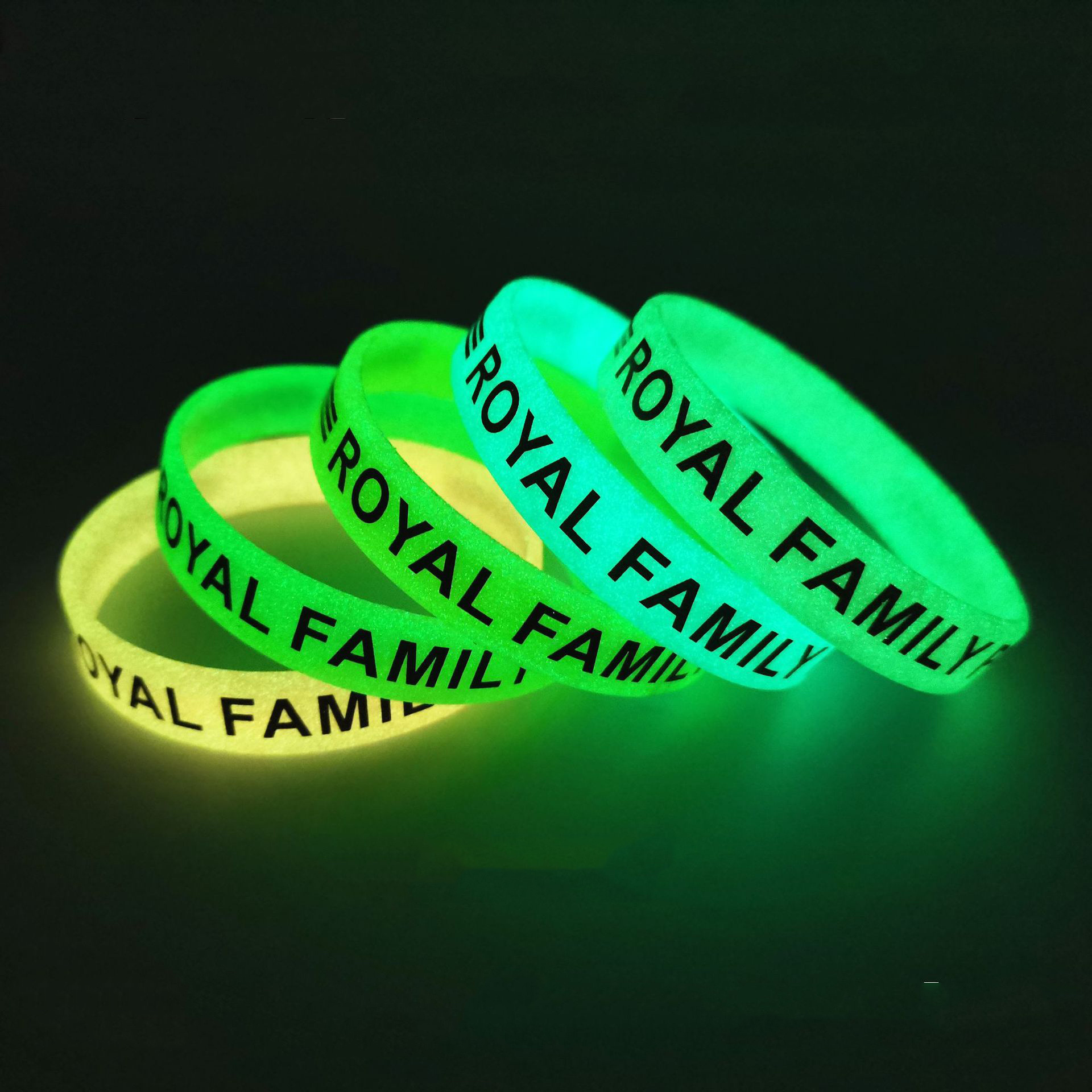 Free Logo Design Wristband Manufacturing Custom Glow In The Dark Bracelet Logo Fluorescent Luminous Wristband