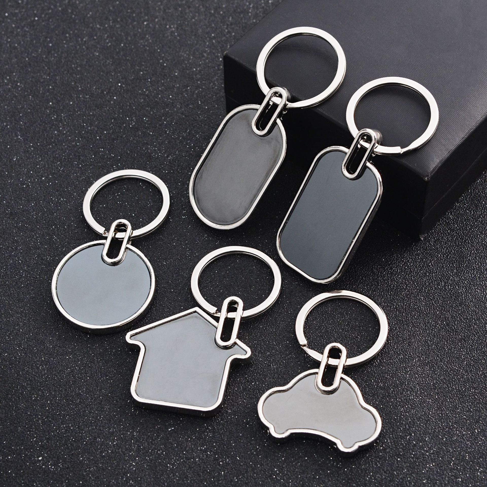 Advertising Promotional Gift Metal  Laser Engraving Keychain Logo Zinc Alloy Keychain Blank Keychain