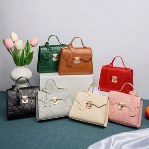 2024 New Fashion Handbag Messenger Bag Crocodile Embossed Shoulder Bag Women's Crossbody Bags