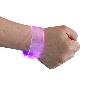 Popular Mulit Colour Concert Event Party Supply LED Magnetic Wristband Bracelet Christmas Halloween Party Costume Glow Props