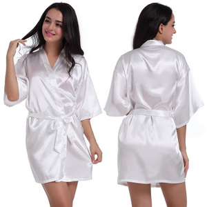 OEM custom logo Wholesale Women's Printed Sleepwear Bridesmaid Bride Party Satin Robe short  Silk Robes