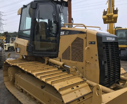 Japan made used small bulldozers used mini cat D5K LGP track type tractors in good condition