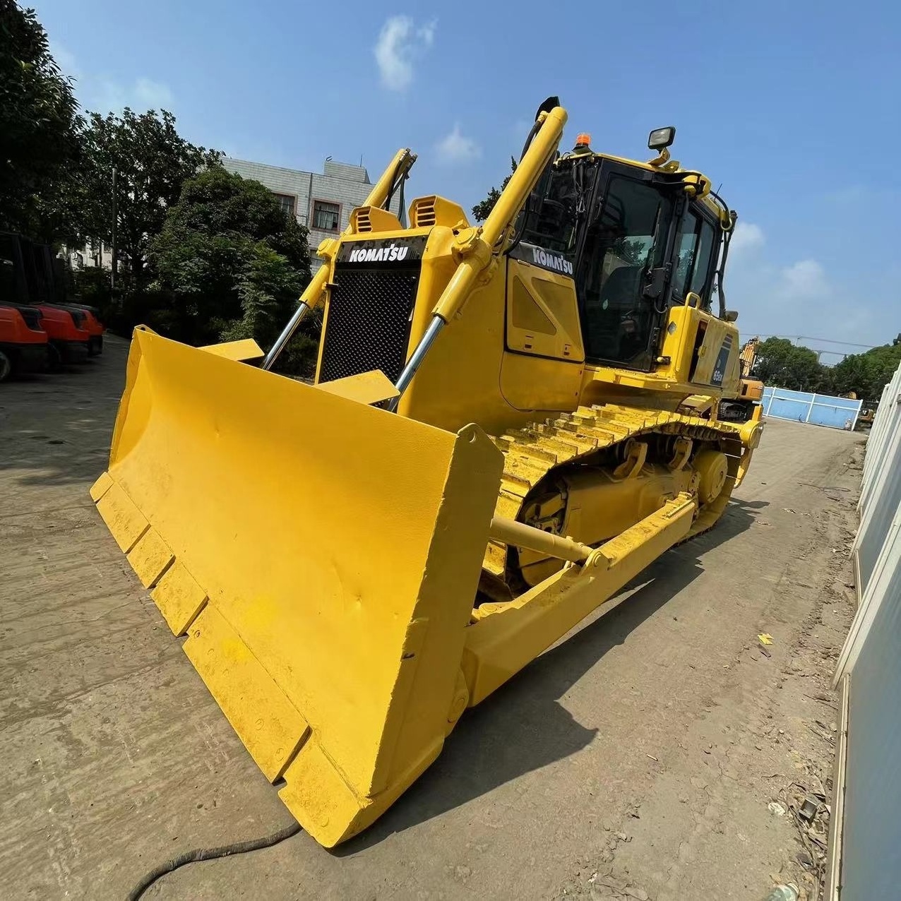 Hot sale used small size bulldozer komatsu d65ex cat d6m d3g d3c d4c d5k d6g cheap price sale