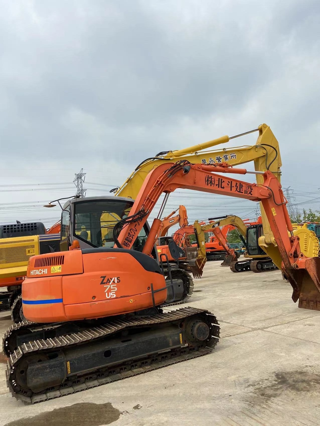 Cheap 7 Ton Hitachi 75 ZX75 -5A ZAXIS 75US Used Crawler Excavator ZX50 ZX60 ZX70 Mini Digger Price