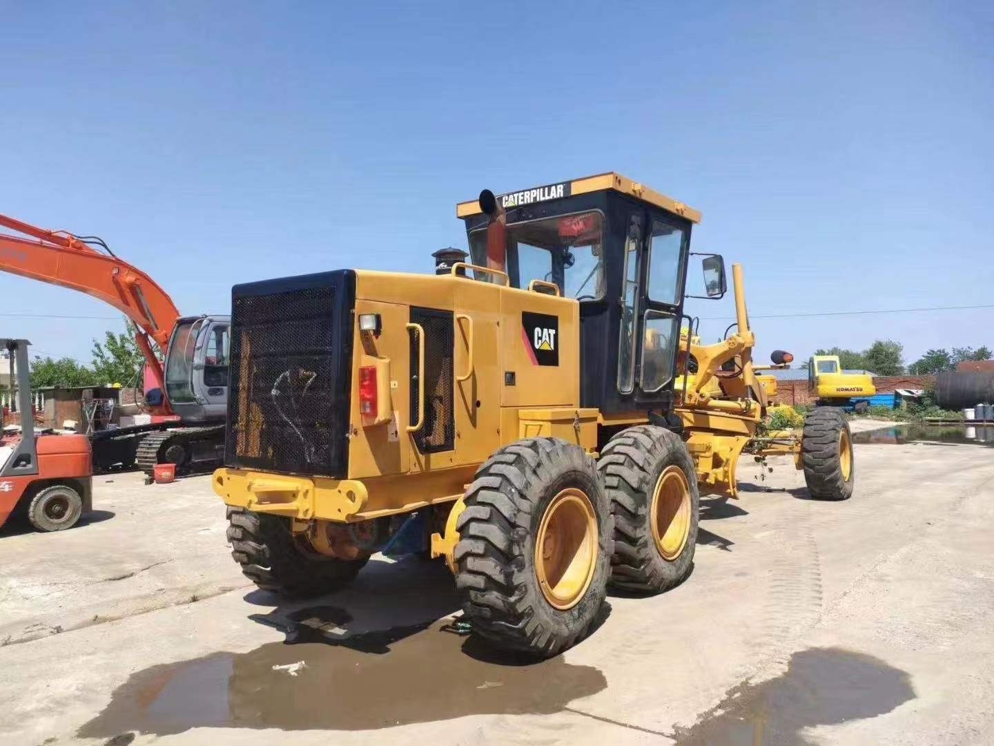 Cheap Price Good Quality Original CAT 140H 140k Road Grader Used Mini Motor Graders for sale in shanghai