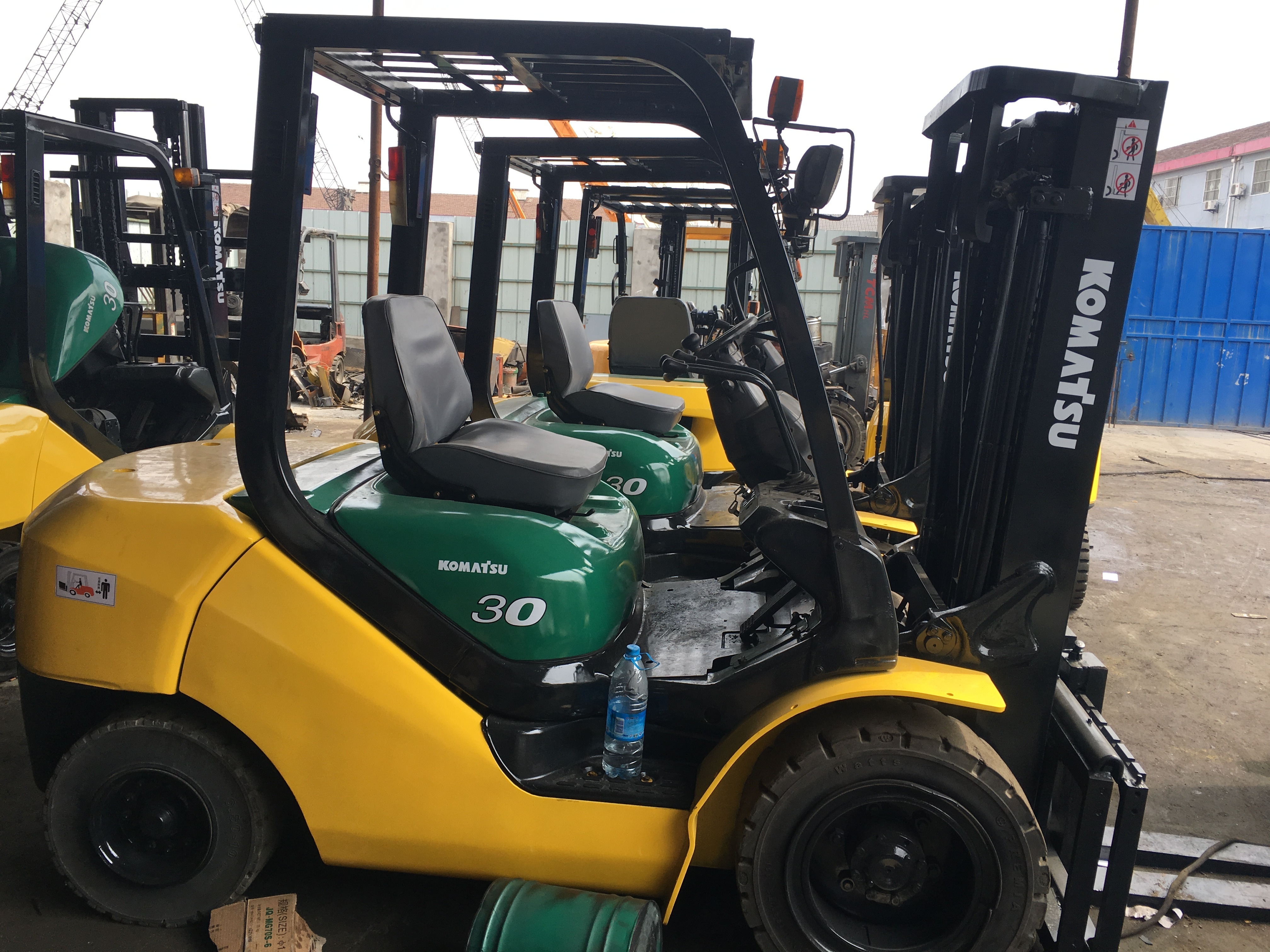 nearly new komatsu forklift FD30T-16 3 Ton Large Stock Komatsu Used Side Shift Forklift sale in cheap price