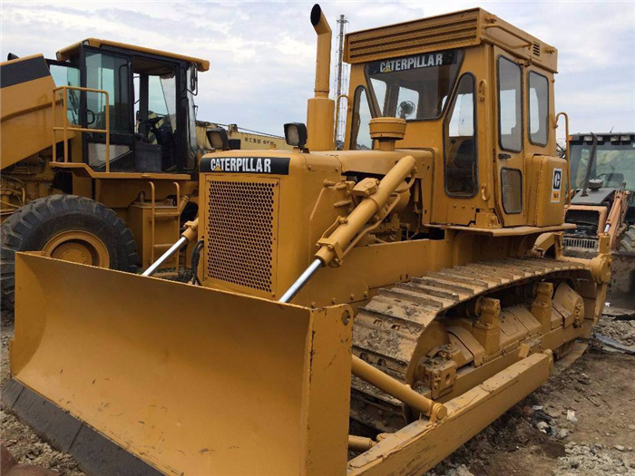 Used caterpillar d6d  bulldozer /CAT D7G D7H D8R D8K D8N Crawler dozer with spared parts for sale