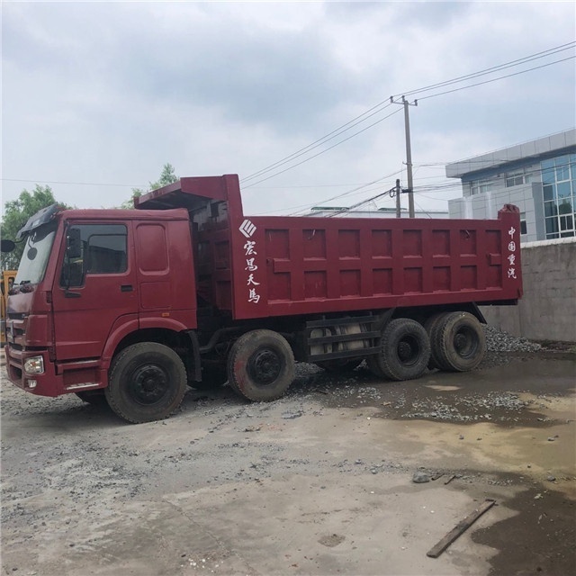 25 Ton Sinotruk 8x4 Drive 12 Wheeler HOWO Diesel Dumper Tipper Dump Trucks